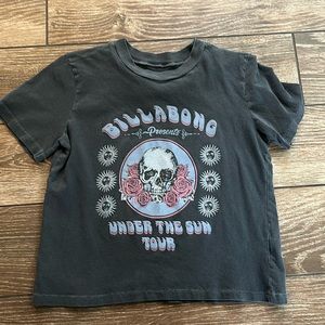 Billabong crop top size small.